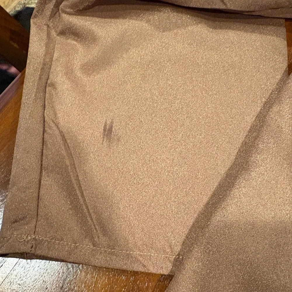 Button-Up Women's, size 3XL, 
I think XXL see measurements  belt not included. - Picture 9 of 10
